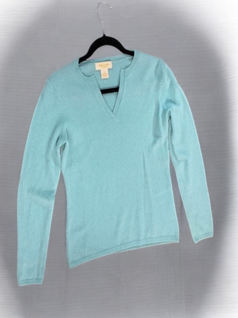 Peak & Peck 💯% Cashmere Light Blue Women's V-Neck Sweater Size M